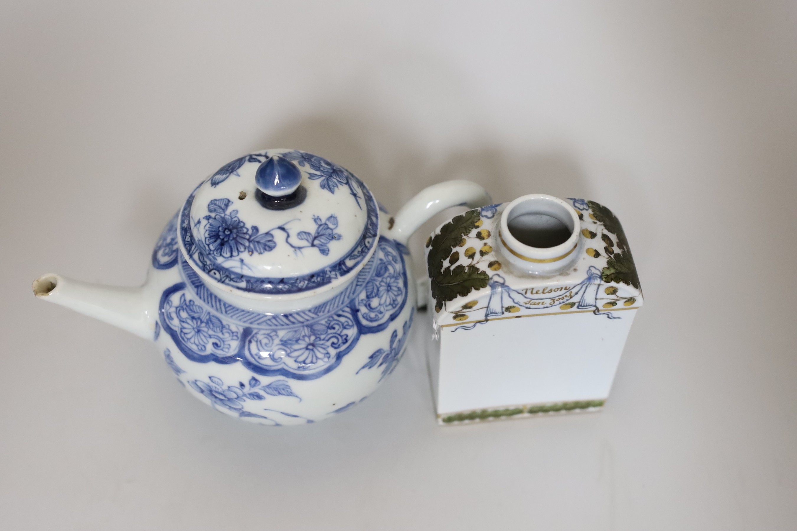 A group of Chinese Qianlong - Jiaqing porcelain tea wares, a rare snuff bottle and a French armorial tea caddy